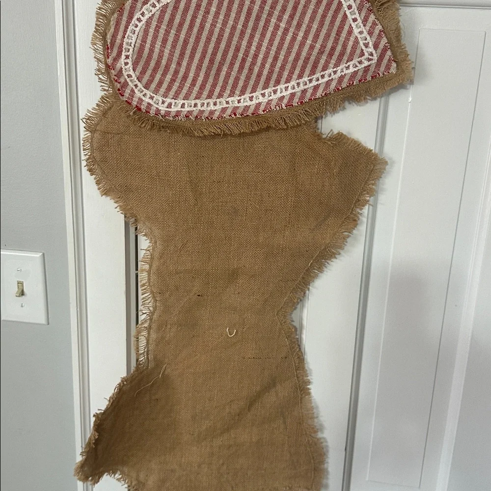Cupcakes and cashmere Valentine’s Day heart table runner